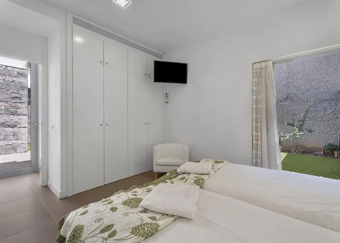 Playa Del Duque * אדחה