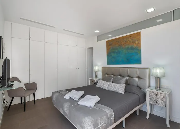 וילה Playa Del Duque *