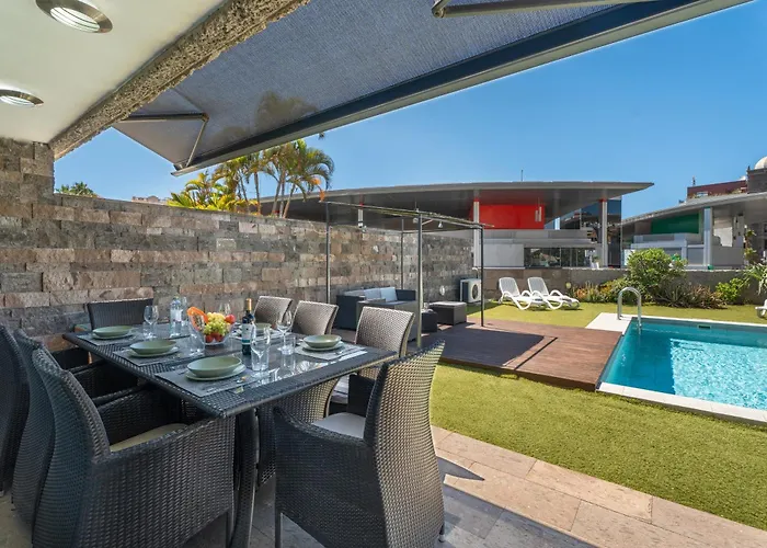 别墅 Playa Del Duque 阿德耶