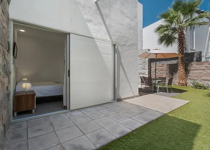 Playa Del Duque * 阿德耶